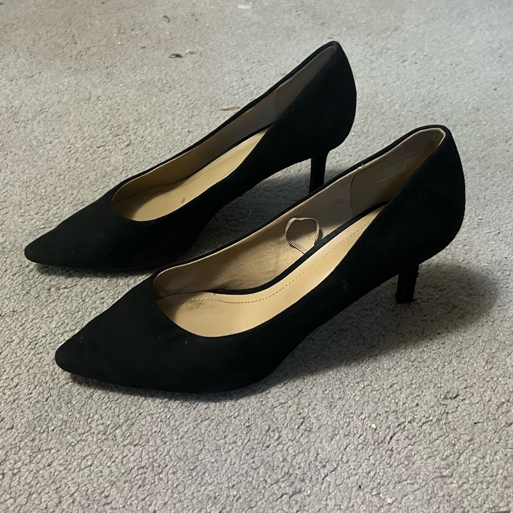 H&M black pumps